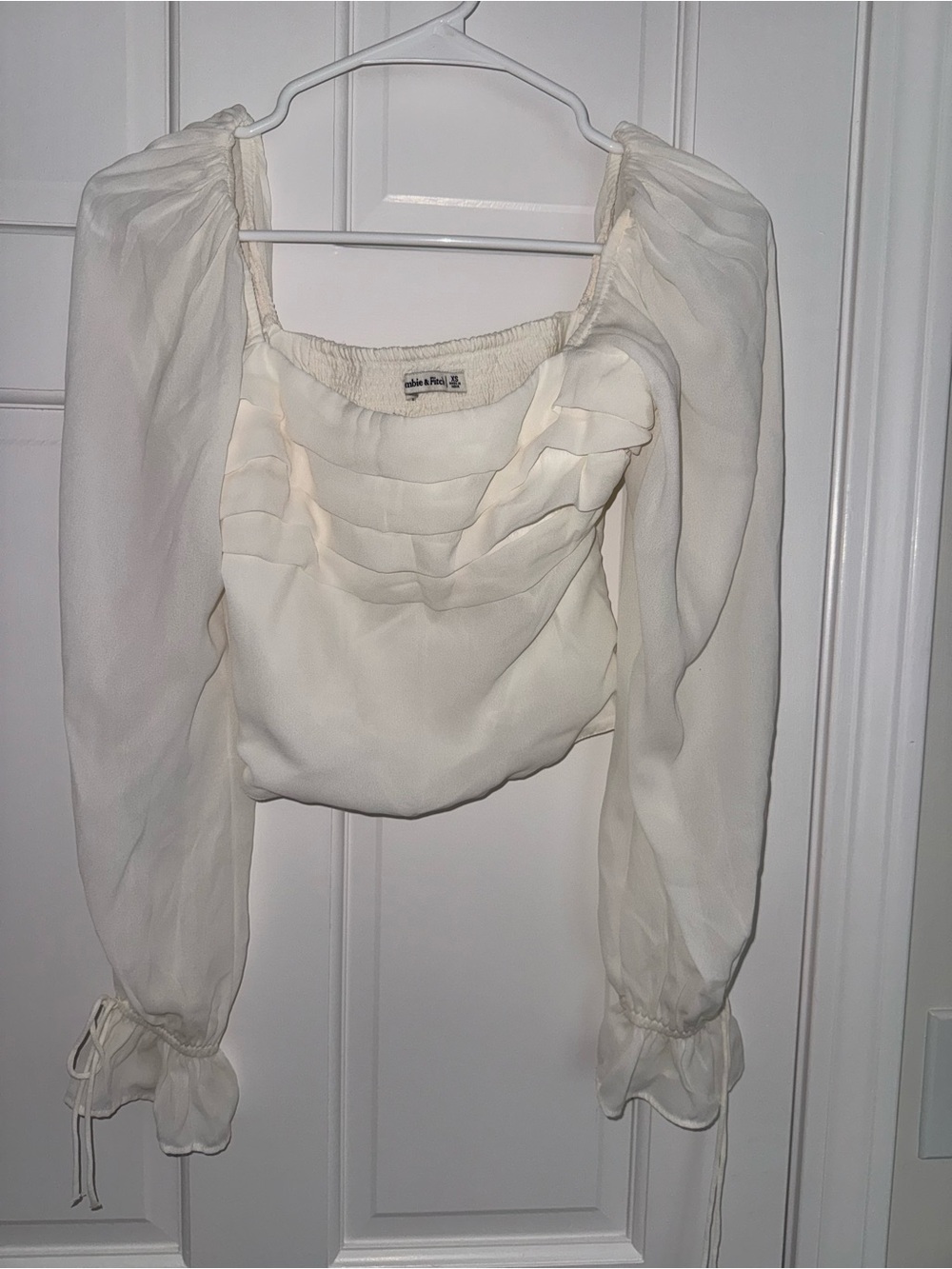 Abercrombie & Fitch Cream Sheer Puff-Sleeve Blouse